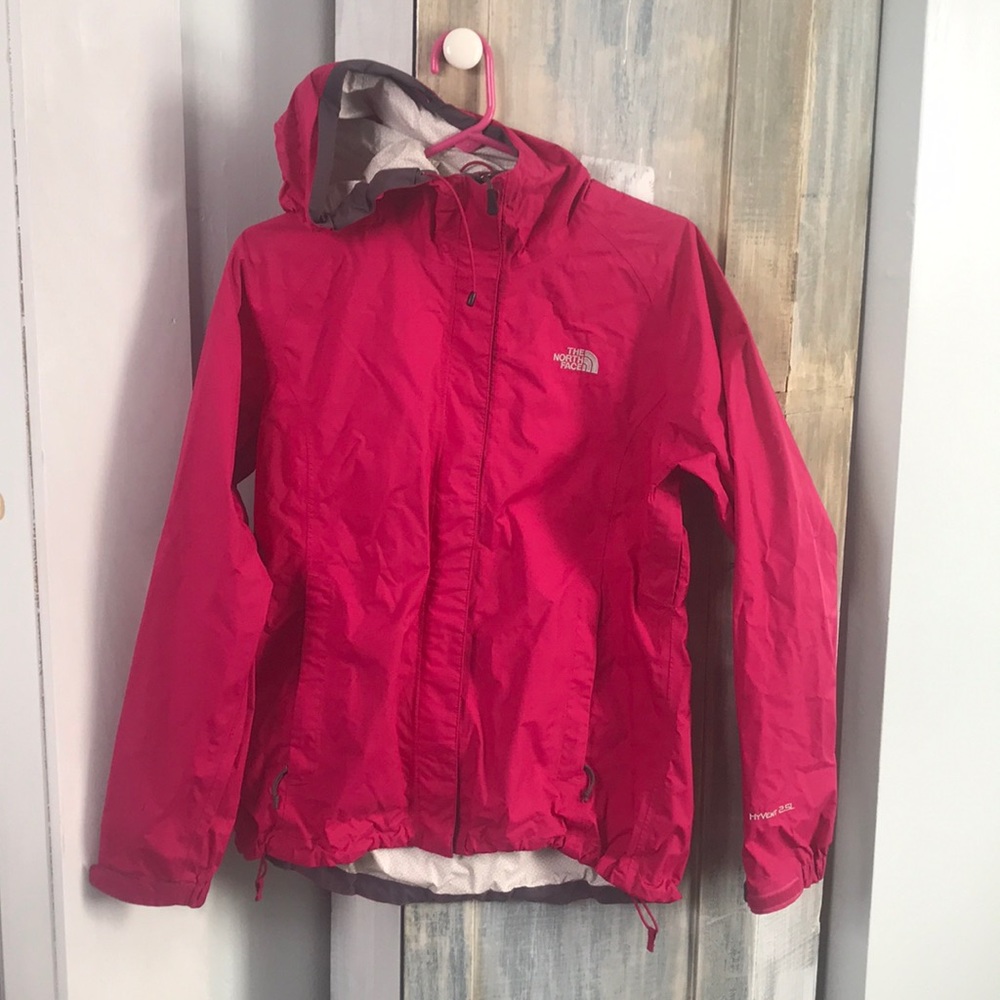 💕North Face Venture 2 Rain/Wind Jacket💕 (Medium)